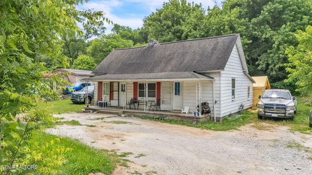 625 Huntsville Hollow Rd, Lenoir City, TN 37771