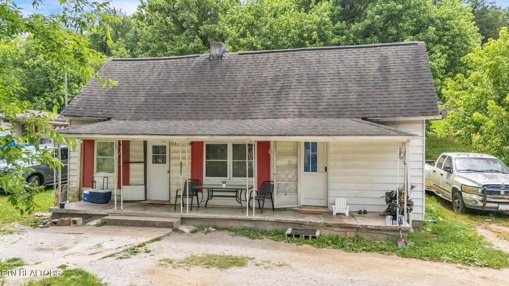 625 Huntsville Hollow Rd, Lenoir City, TN 37771