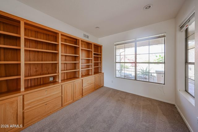 17859 W CLUB VISTA Drive, Surprise, AZ 85374