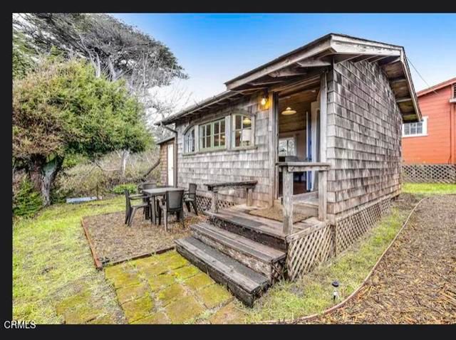 15301 Caspar Road, Caspar, CA 95420