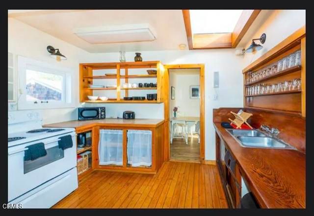 15301 Caspar Road, Caspar, CA 95420