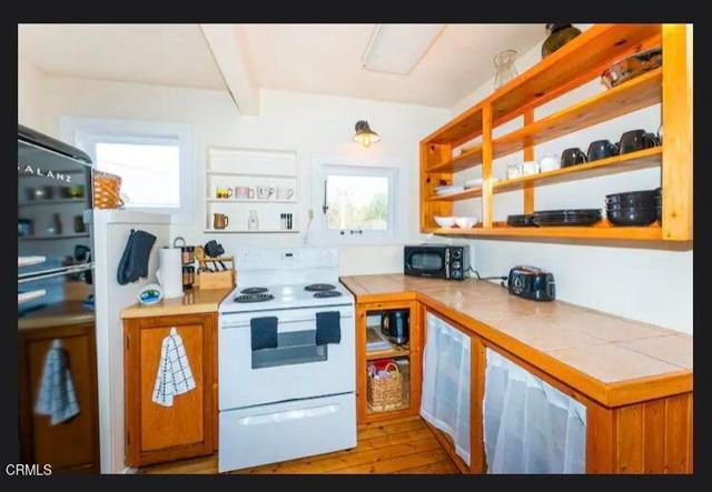 15301 Caspar Road, Caspar, CA 95420