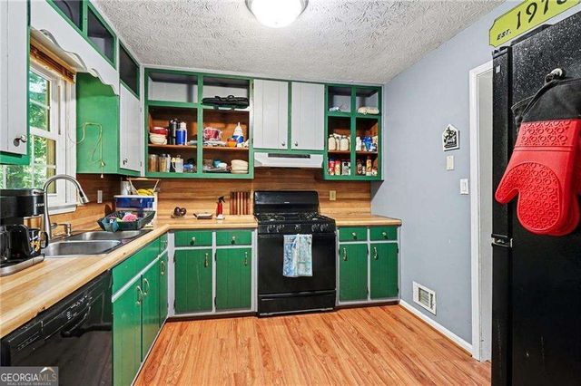 3574 Broxton Lane, Snellville, GA 30039