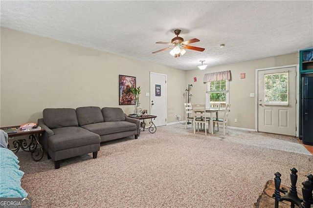 3574 Broxton Lane, Snellville, GA 30039