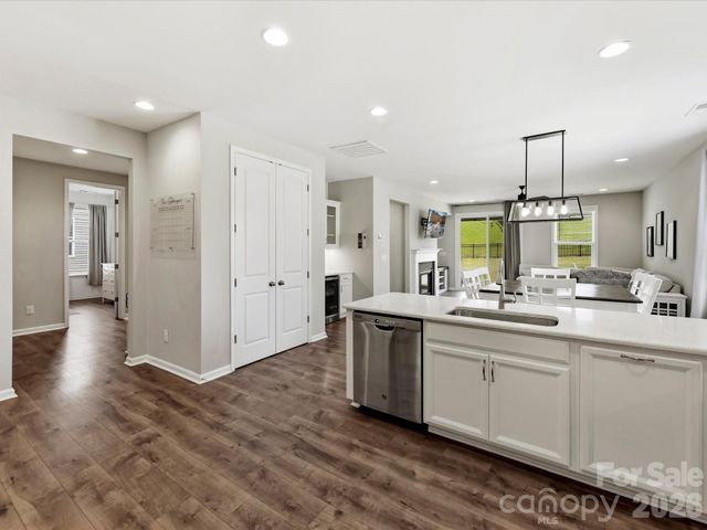 4322 Hunton Spring Lane NW, Concord, NC 28027