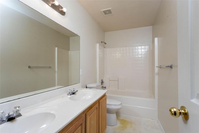 1305 Auburn Drive, Wylie, TX 75098