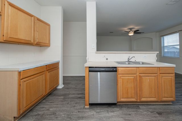 1305 Auburn Drive, Wylie, TX 75098