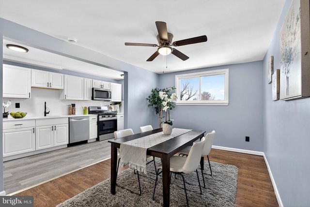 1216 HARSHAW RD, Brookhaven, PA 19015