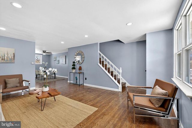 1216 HARSHAW RD, Brookhaven, PA 19015