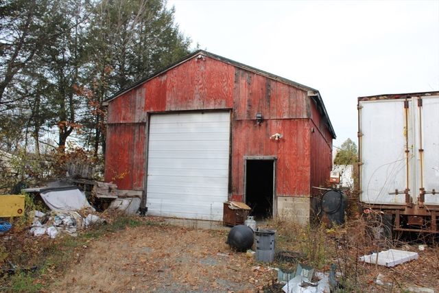 72 Unity St, Montague, MA 01376