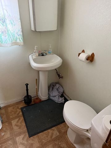 72 Unity St, Montague, MA 01376