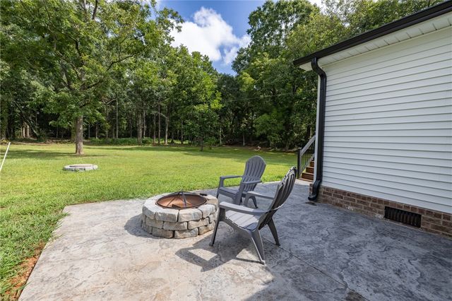 118 Strawberry Road, Anderson, SC 29626
