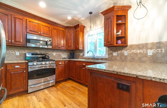 1004 Maple Street, Rocky Hill, CT 06067