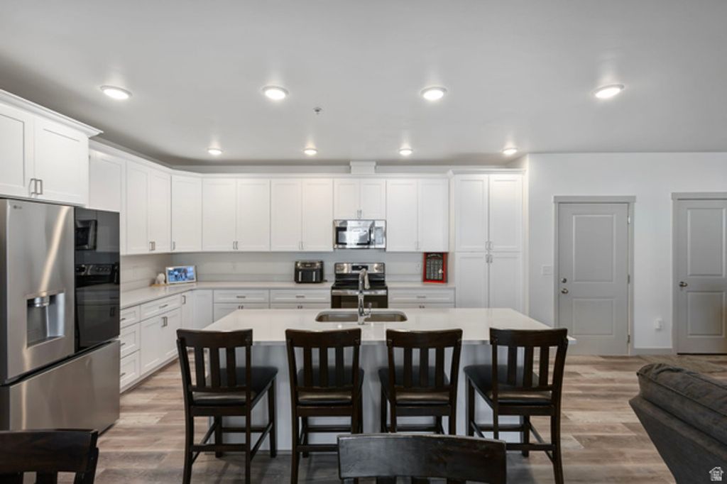 Image 11 of property listing at 8392 S SKY MIRROR LN #204, Midvale, UT 84047