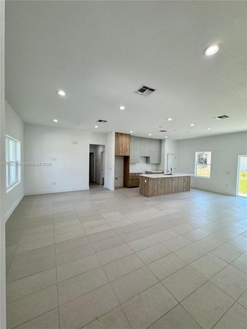 1314 Congo Court, Kissimmee, FL 34759
