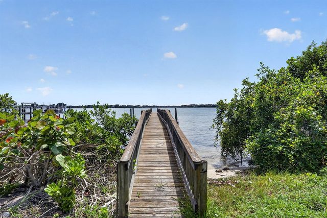 18821 Rio Vista Drive, Jupiter, FL 33469
