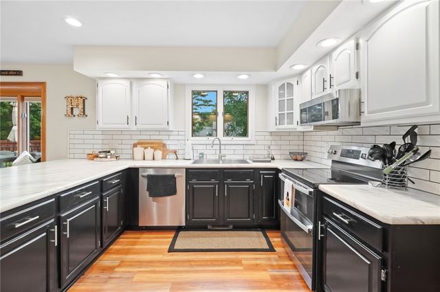2091 Canterbury Court, Troy, OH 45373