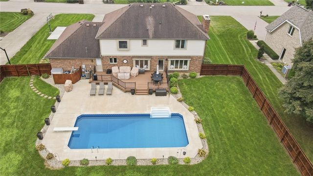 2091 Canterbury Court, Troy, OH 45373