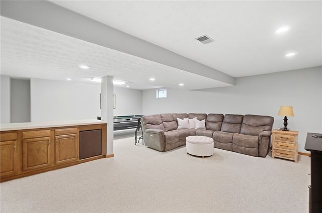 2091 Canterbury Court, Troy, OH 45373