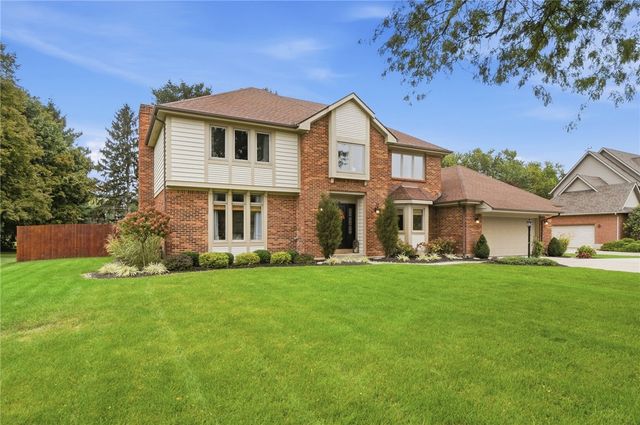 2091 Canterbury Court, Troy, OH 45373