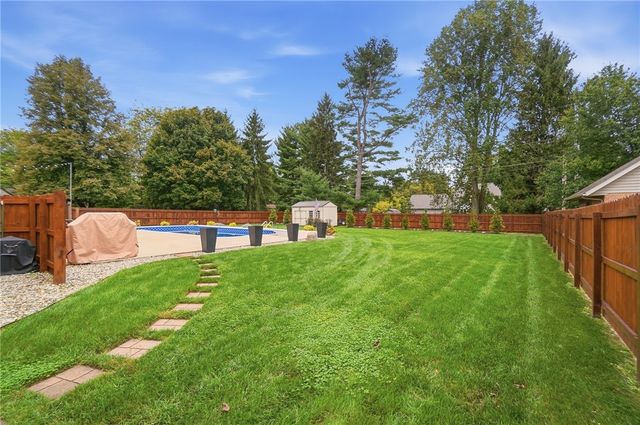 2091 Canterbury Court, Troy, OH 45373