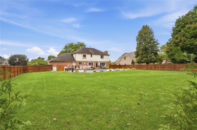 2091 Canterbury Court, Troy, OH 45373