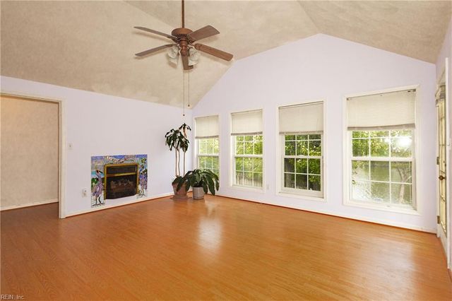 1104 Copper Stone CIR, Chesapeake, VA 23320