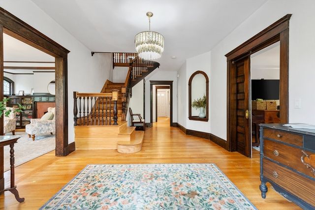 12 Windermere Ave 1, Arlington, MA 02476