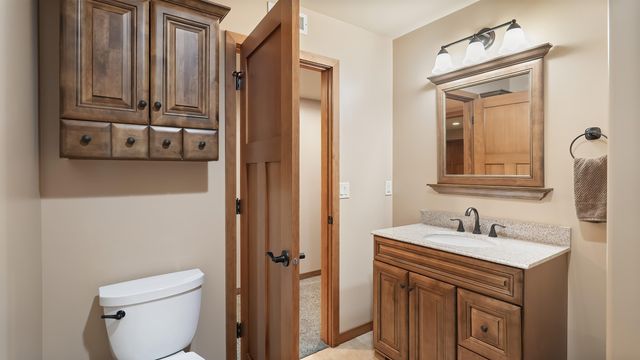 21617 E Harvard Vistas Ln, Newman Lake, WA 99025