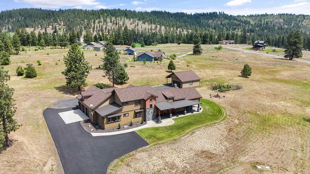 21617 E Harvard Vistas Ln, Newman Lake, WA 99025