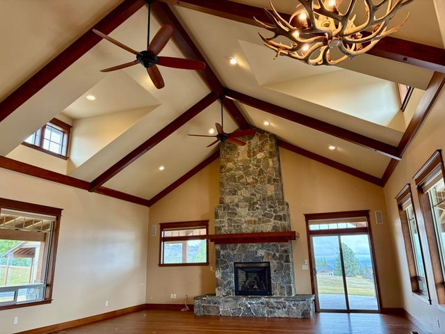 21617 E Harvard Vistas Ln, Newman Lake, WA 99025