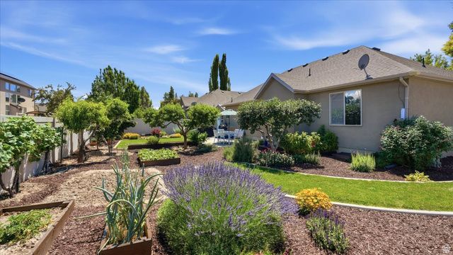 1912 N 2750 W, Clinton, UT 84015