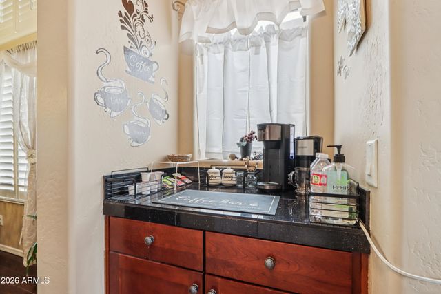 1847 N WESTFALL Lane, Casa Grande, AZ 85122