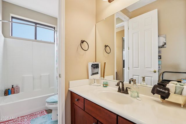 1847 N WESTFALL Lane, Casa Grande, AZ 85122