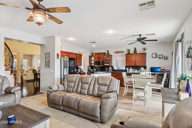 1847 N WESTFALL Lane, Casa Grande, AZ 85122