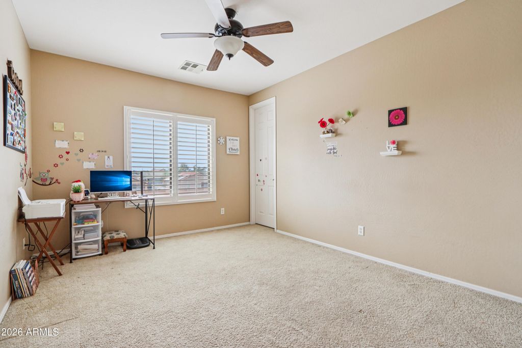 Image 39 of property listing at 1847 N WESTFALL Lane, Casa Grande, AZ 85122