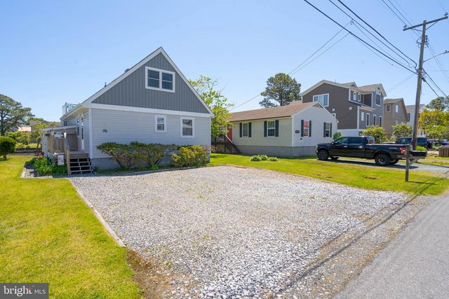 8 S ANCHORAGE AVE, South Bethany, DE 19930