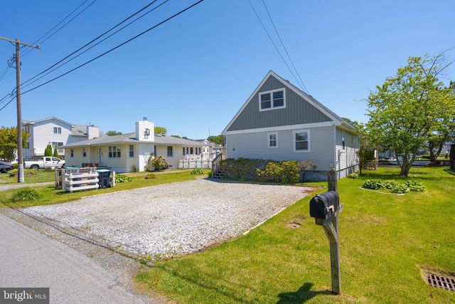 8 S ANCHORAGE AVE, South Bethany, DE 19930