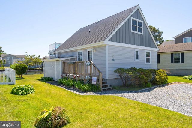 8 S ANCHORAGE AVE, South Bethany, DE 19930