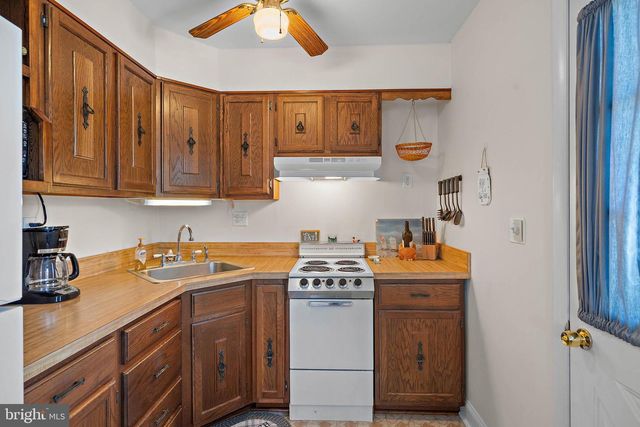 8 S ANCHORAGE AVE, South Bethany, DE 19930