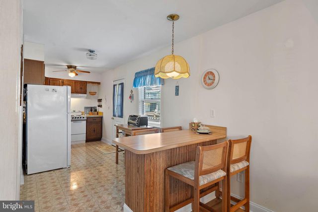 8 S ANCHORAGE AVE, South Bethany, DE 19930