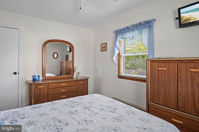 8 S ANCHORAGE AVE, South Bethany, DE 19930