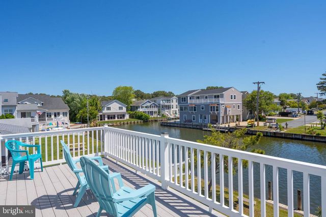 8 S ANCHORAGE AVE, South Bethany, DE 19930