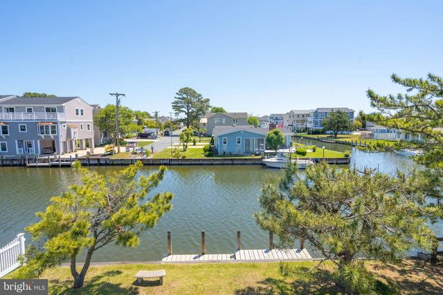 8 S ANCHORAGE AVE, South Bethany, DE 19930