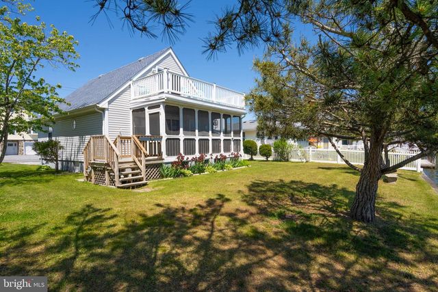 8 S ANCHORAGE AVE, South Bethany, DE 19930