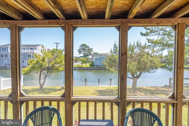 8 S ANCHORAGE AVE, South Bethany, DE 19930