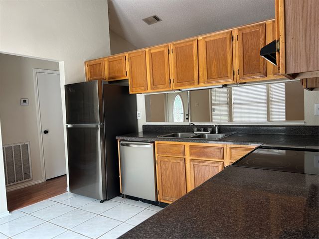 4632 Waterway Drive N, Fort Worth, TX 76137