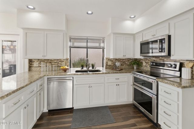10609 E MICHIGAN Avenue, Sun Lakes, AZ 85248
