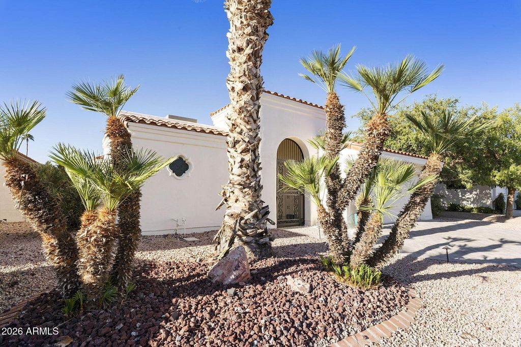 10609 E MICHIGAN Avenue, Sun Lakes, AZ 85248