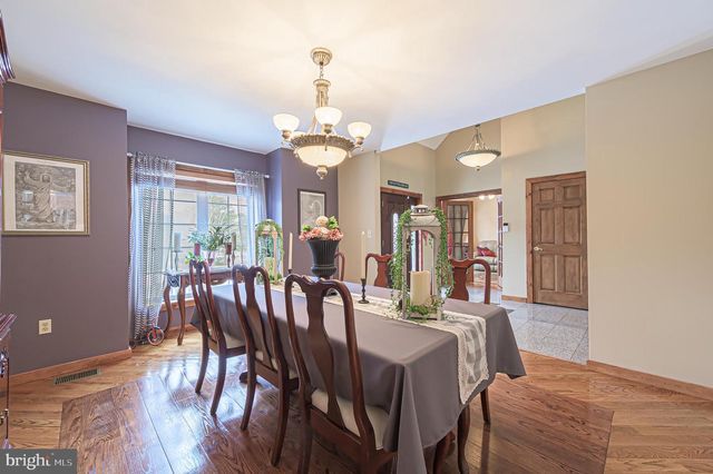 892 HOGBIN RD, Millville, NJ 08332